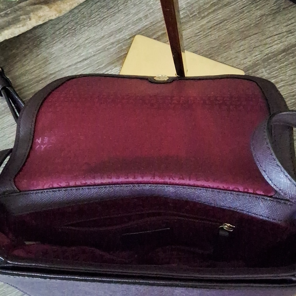 Kate Spade Crossbody - Picture 6 of 13